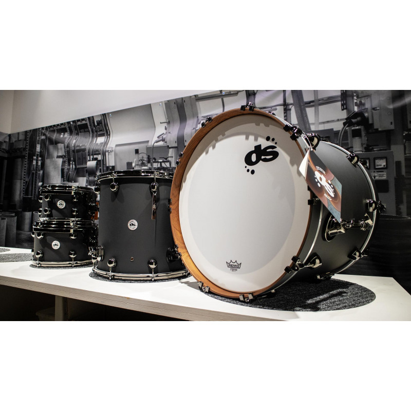 Rebel Custom Shop - 22" 10" 12" 16" -...